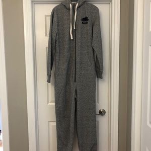 Men's Roots Salt and Pepper onesie size medium